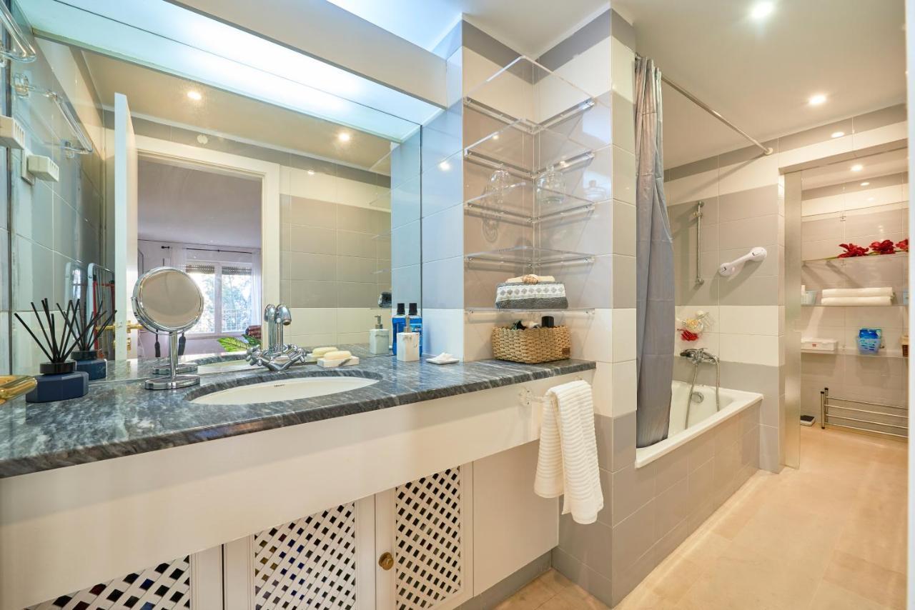 Modern Apartment With Swiming Pool & Garage - Lisboa Eksteriør bilde